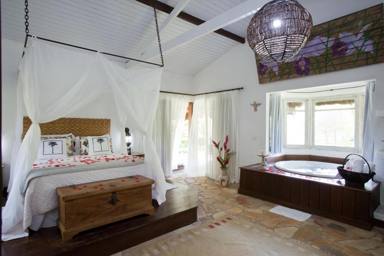 Inn Bromelias